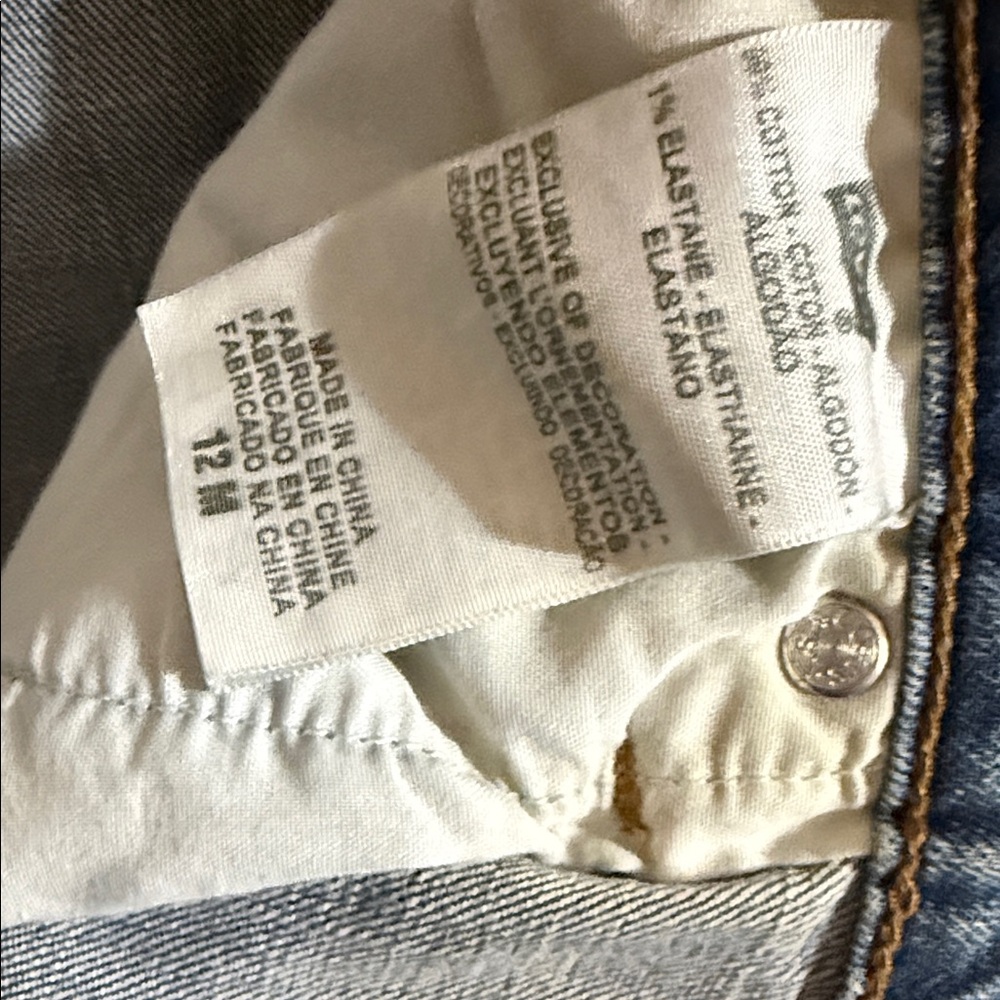 Levi's Women's Boot Cut Jeans in Classic Blue - Picture 6 of 6